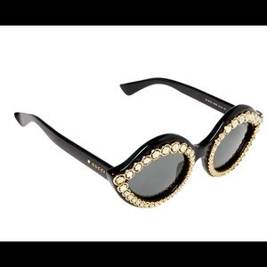 Authentic GUCCI Cat Eye Sunglasses